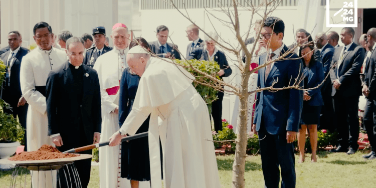 DISCOURS DU PAPE : Alerte de François sur la corruption et la déforestation