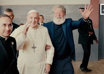 LE PAPE FRANÇOIS CHEZ AKAMASOA
