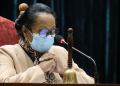 TSY TONGA NANAO TATITRA NY MINISTERAN&rsquo;NY FANABEAZAM-PIRENENA