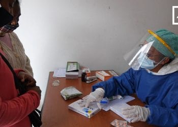 DEMANDE D&rsquo;AIDES INTERNATIONALES – Le gouvernement désavoue son ministre de la Santé publique qu&rsquo;il dit en « état de débordement »
