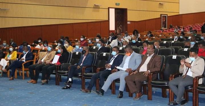 PARLEMENT – L&rsquo;Assemblée nationale adopte le projet de loi de ratification des ordonnances sur les élections, le Sénat et le code minier en troisième et dernière lecture