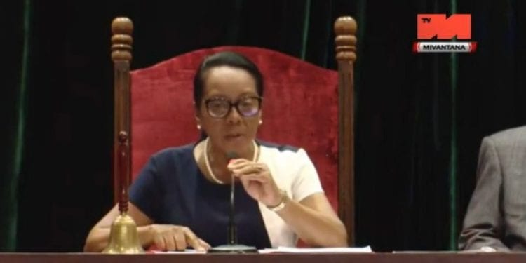 ASSEMBLEE NATIONALE – Razanamahasoa réclame plus de moyens pour les députés