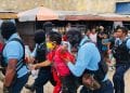 MANIFESTATIONS – Les douze personnes interpellées samedi placées en détention préventive