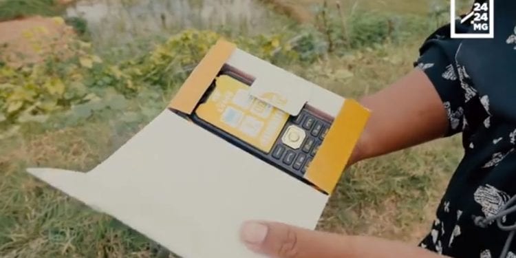 Découvrez le téléphone solaire Fly L1000 ! Une semaine d&rsquo;autonomie ! Radio FM, Facebook et Whatsapp !
