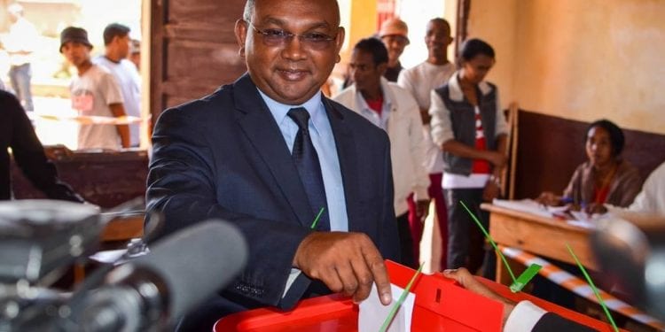 NECROLOGIE – L&rsquo;ancien ministre Benjamin Andriamparany Radavidson passe l&rsquo;arme à gauche