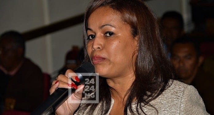 PARLEMENT – Lucien Irmah Naharimamy revient sur la scène politique et devient vice-présidente de l’Assemblée nationale