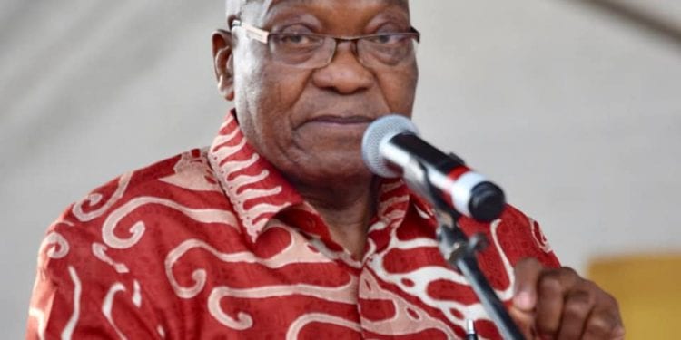 GOUVERNANCE – Condamné pour outrage à la Justice, l&rsquo;ancien président sud-africain Jacob Zuma se constitue prisonnier