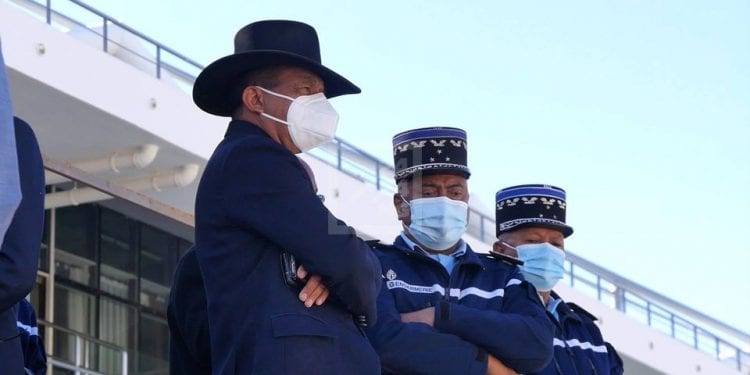 DISTINCTION HONORIFIQUE – Le Général Richard Ravalomanana élevé au grade de Grand-croix de deuxième classe de l’Ordre national, 19 officiers et sous-officiers reçoivent la médaille de la gendarmerie