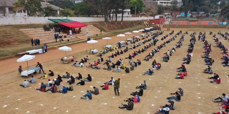 SERVICE NATIONAL – Près de 180.000 jeunes Tananariviens ont déjà passé leur test d’aptitude militaire à quelques jours de la fin de la campagne de révision pour la capitale