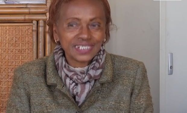 TENY MALAGASY – Mikasika sy mahakasika, teny roa samy hafa