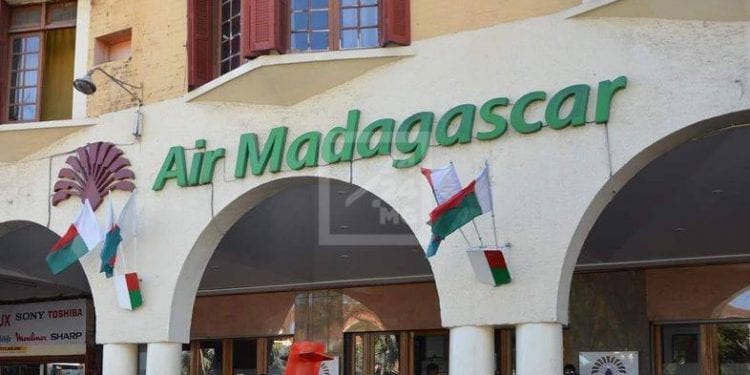 TRANSPORT – Les quelque 1 500 personnes attendues par les cinq vols de rapatriement priées de se rapprocher d’Air Madagascar pour acheter leur billet