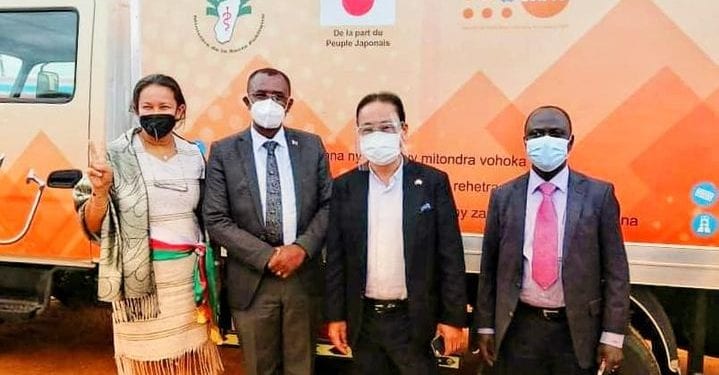 SANTE PUBLIQUE – La troisième clinique mobile offerte par le gouvernement japonais en service dans le Bongatsara avant son départ pour le Sud