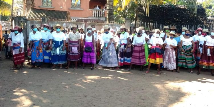 EMPLOI – 170 femmes issues de cinq assoAciations à Farafangana deviendront autonomes financièrement à travers un projet de transformation des poissons pour pouvoir les conserver