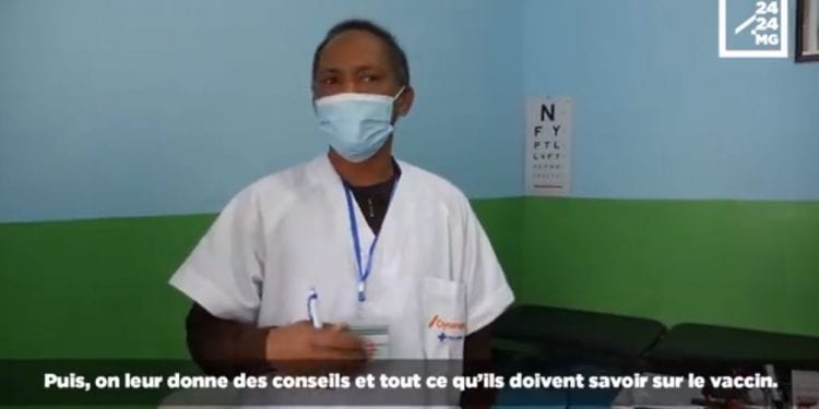 SANTE PUBLIQUE – Visite dans deux centres de vaccination