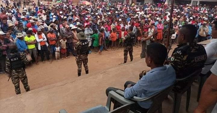ANJOZOROBE – La gendarmerie annonce l’ouverture d’une enquête judiciaire après la mort d’un individu à Antanetibe Anativolo et l’incendie de la caserne de la gendarmerie nationale qui s’en est suivie