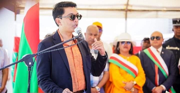 COMMERCE – Andry Rajoelina annonce une réglementation du prix de la vanille et un contrôle plus strict du respect des prix de référence