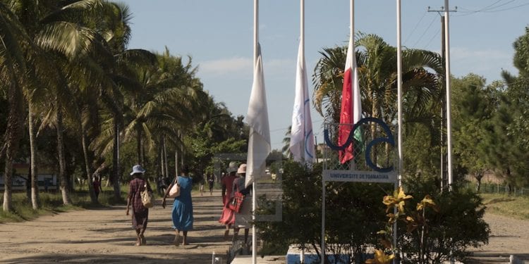 ENSEIGNEMENT SUPERIEUR – Le personnel administratif et technique de l’Université de Toamasina ferme les portes de l’Université