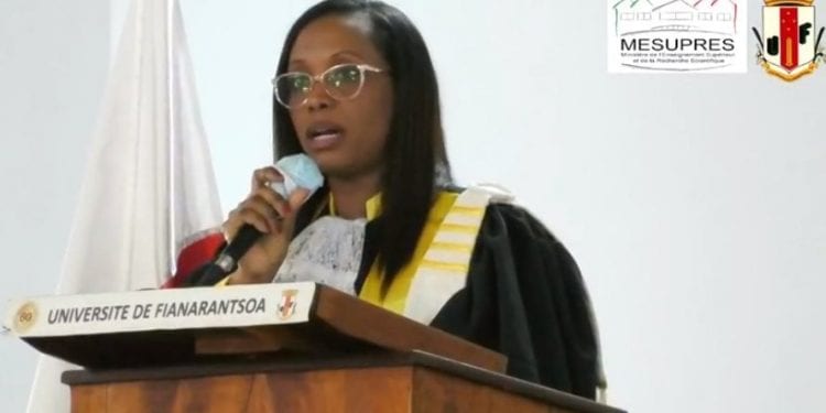RENTRÉE UNIVERSITAIRE – La ministre de l’Enseignement supérieur et de la recherche scientifique annonce le rétablissement des indemnités de technicité dans le salaire du personnel administratif et technique