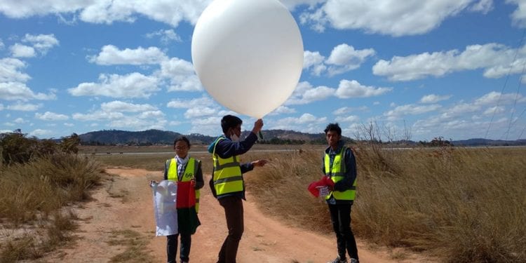 TECHNOLOGIE – Le projet de transformation de l’air atmosphérique en eau potable des jeunes Malgaches au concours de robotique First Global Challenge en phase de finalisation