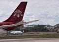 TRANSPORT AERIEN- Air Madagascar, en redressement judiciaire, devrait fusionner avec Tsaradia pour devenir Madagascar Airlines, envisage de louer un Boeing 787 pour la ligne Tanà-Paris-Tanà et de mettre son A340 sur la destination Chine