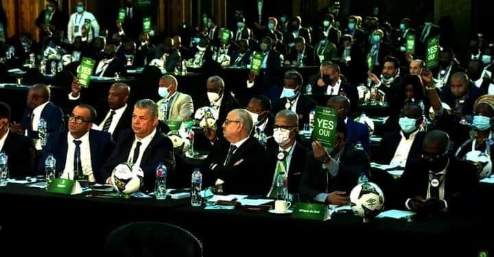 FOOTBALL – La Confédération africaine de football (CAF) soutient l’organisation d’une Coupe du monde tous les deux ans