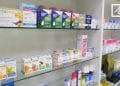 SANTE PUBLIQUE – Les professionnels du secteur pharmaceutique craignent que la proposition de loi sur le maintien des dépôts de médicaments malgré l&rsquo;implantation d&rsquo;une pharmacie freine le déploiement des jeunes pharmaciens et l&rsquo;implantation de nouvelles pharmacies
