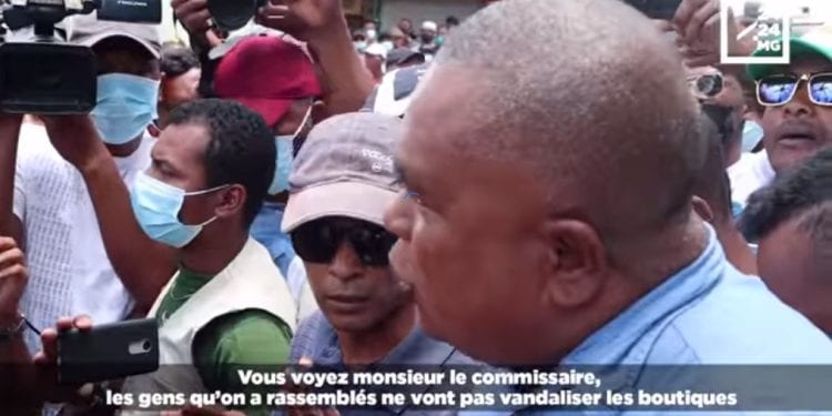 ANALAKELY – Une manifestation sans heurts pour interpeller les autorités face à la cherté de la vie