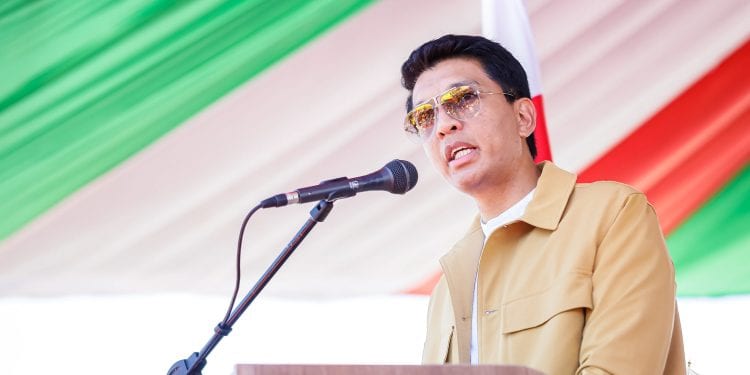 INFRASTRUCTURES – Andry Rajoelina promet le démarrage de la construction de l’autoroute Antananarivo-Toamasina