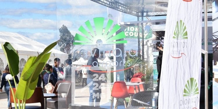 PROMOTION DE L&rsquo;INTEGRITE – Colas Madagascar exclu pour deux ans de toute participation aux projets et opérations financés par les institutions du Groupe de la Banque mondiale pour avoir organisé des rencontres abusives et irrégulières avec les autorités malgaches en période de soumission d&rsquo;offres pour la concession des aéroports d&rsquo;Antananarivo et de Nosy Be, sanctions moins lourdes pour Bouygues bâtiment international et ADP International SA