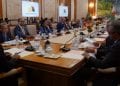 GOVERNEMANTA – Minisitra sivy no noesorina tamin’ny toerany ka ny roa nomena toerana vaovao, minisitra dimy vaovao no notendrena ary minisitra roa teo aloha naverina indray