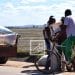 AGRICULTURE – Le paddy bradé à 900 ariary, voire moins, dans l&rsquo;Alaotra, les riziculteurs vendent à perte leurs produits, le gouvernorat de la région appelle les collecteurs et les intermédiaires à ne pas profiter des paysans