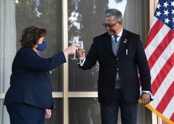 DIPLOMATIE – Les Etats-Unis confirment attendre avec impatience la décision du gouvernement d’élargir le vaccin anti Covid-19 aux jeunes âgés entre 12 et 18 ans