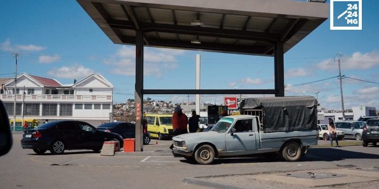 CARBURANTS – Le ravitaillement en gasoil perturbé, les usagers dans la galère