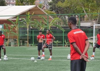 FOOTBALL – Le regroupement des Barea U23 a débuté ce mercredi avec 13 joueurs locaux et l’expatrié Arnaud Andrianantenaina.