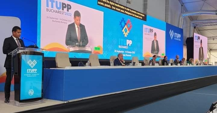 CONNEXION – Madagascar vise une couverture Internet de 90 % de son territoire en 2038, annonce Tahiana Razafindramalo