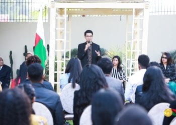 DIPLOMATIE – La création d&rsquo;une ambassade de Madagascar au Maroc évoquée lors de la rencontre entre Andry Rajoelina et la diaspora malgache au royaume chérifien