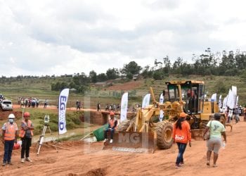 INFRASTRUCTURES – Le ministre des Travaux publics annonce le paiement de la première vague des indemnisations des propriétaires des terrains empiétés par la future autoroute dans un mois au plus tard