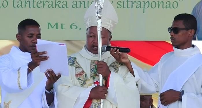 EGLISE CATHOLIQUE – Francis Donatien Randriamalala consacré évêque d&rsquo;Ambanja