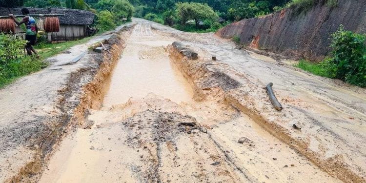 TRAVAUX PUBLICS – Les travaux de réhabilitation du tronçon de la route nationale 6 reliant Ambondromamy à Ambanja lancés