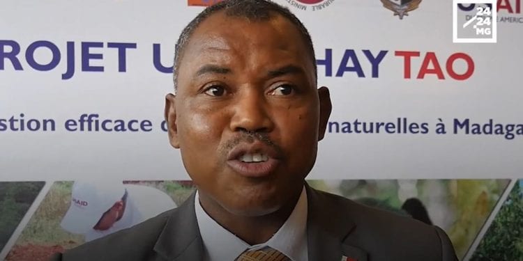 MARCELLIN RANDRIAMANANTENA, GOUVERNEUR DE LA REGION D’ANALANJIROFO – “Draguer les embouchures pour prévenir les inondations à répétition”