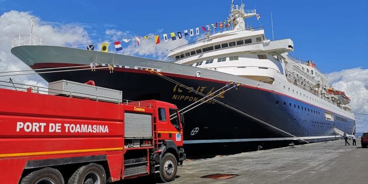 TOURISME – Le paquebot Nippon Maru avec 408 touristes accoste à Toamasina