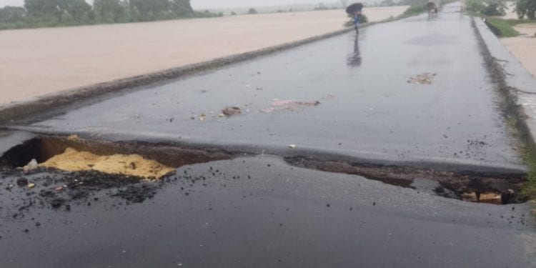 INFRASTRUCTURES – Des perturbations sur les routes nationales après le passage de la tempête tropicale Cheneso