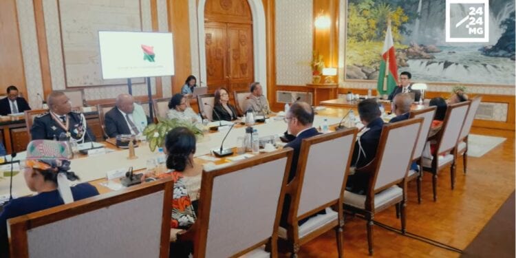 EXECUTIF – Les ministres tenus à des objectifs trimestriels et semestriels pour la dernière année du mandat présidentiel