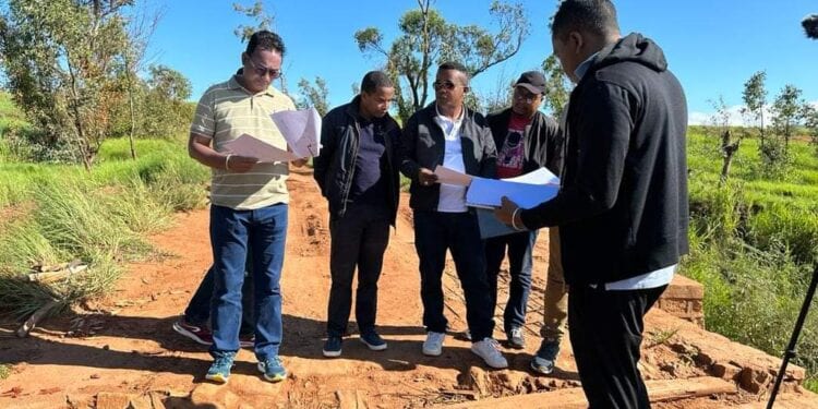 ROUTE – Les études techniques liées à la réfection de l’axe Ambovombe-Ihosy de la RN13 lancées en mars, selon Jerry Hatrefindrazana
