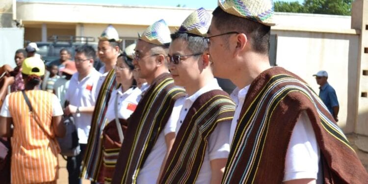 SANTÉ PUBLIQUE – Sept médecins chinois arrivés à Ambovombe dans l’Androy pour travailler pendant deux ans à l’hôpital Monja Jaona