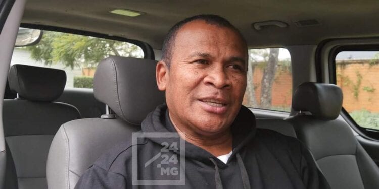 BASKETBALL – Jean Michel Ramaroson entérine le départ d&rsquo;Aimé Randria à la tête des U19