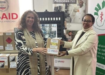SANTÉ – L&rsquo;Usaid offre des matériels de laboratoire pour la surveillance de la qualité des médicaments