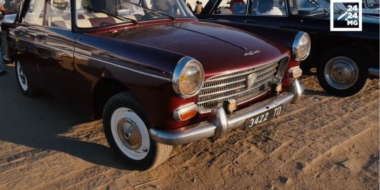 AUTOMOBILE – Un anniversaire et 63 ans de passion pour la Peugeot 404