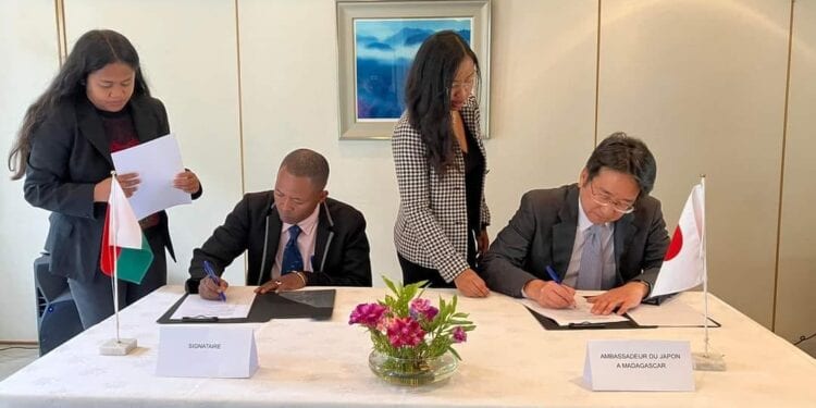COOPÉRATION – Un financement de 141 038 euros de l’ambassade du Japon pour des infrastructures éducatives