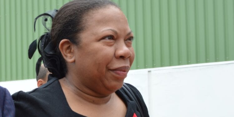 SCRUTIN – Annick Ratsiraka dépose son dossier de candidature à la présidentielle à la HCC 